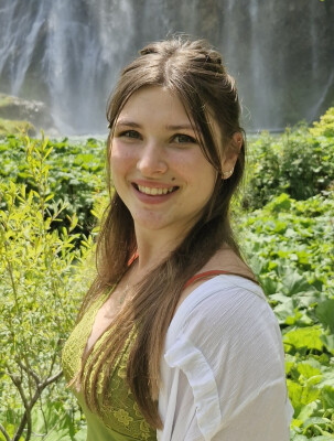 Naomi  is looking for a Room / Studio / Apartment / Rental Property in Rotterdam
