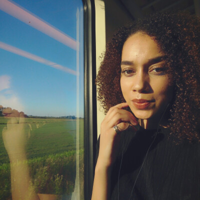 Tiffany zoekt een Studio / Appartement / Huurwoning in Rotterdam